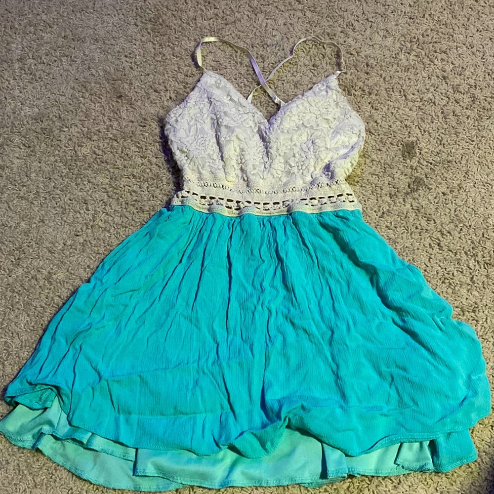 I don’t wear dresses that often, I’ve grown out of it. Haven’t worn since 16